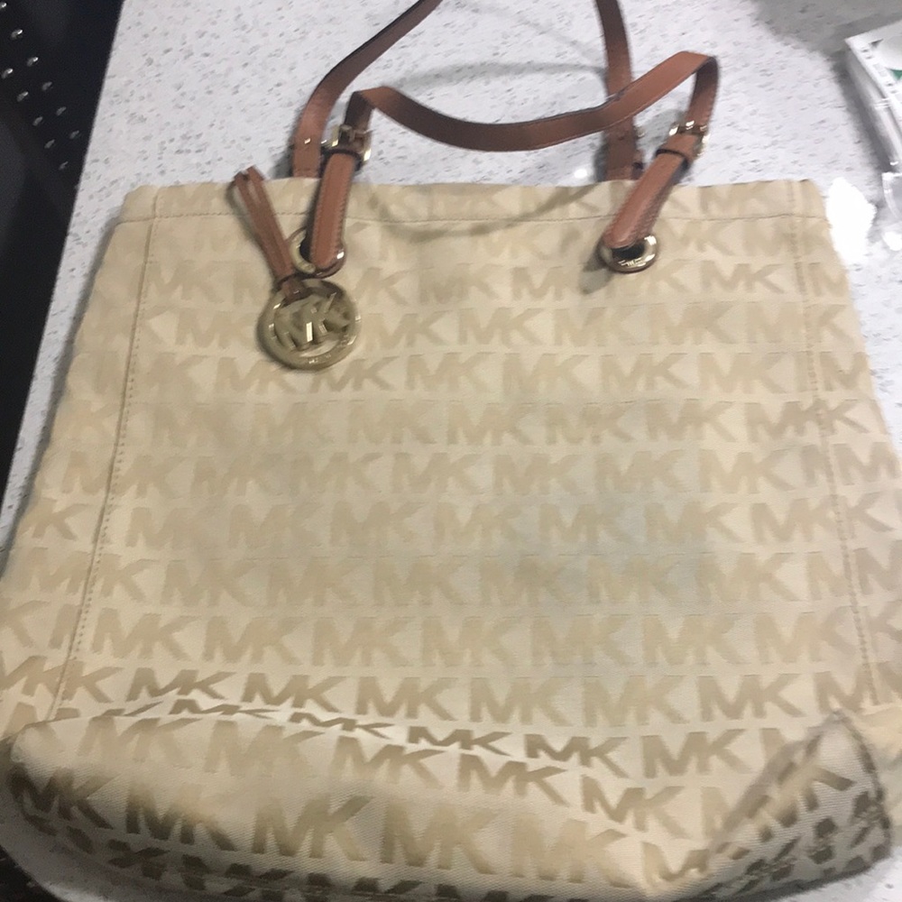 Michael Kors purse